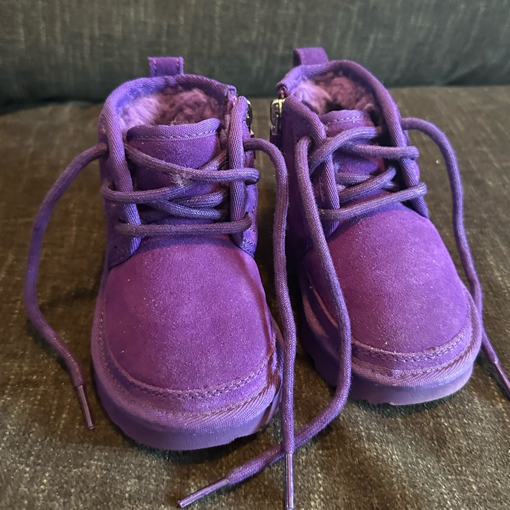 Toddler size 6 purple Ugg boots